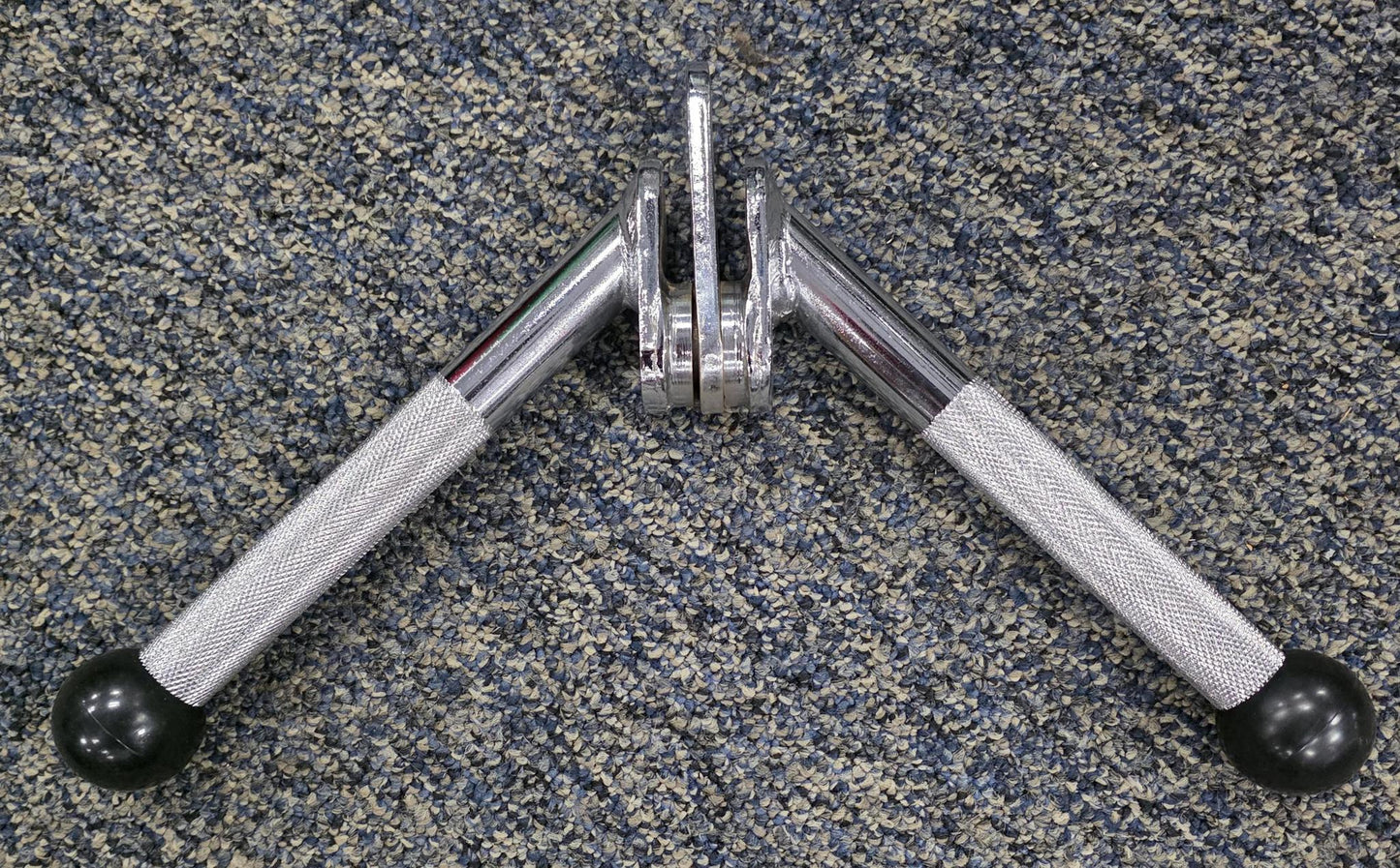 GymPak Revolving Solid Press Down Bar