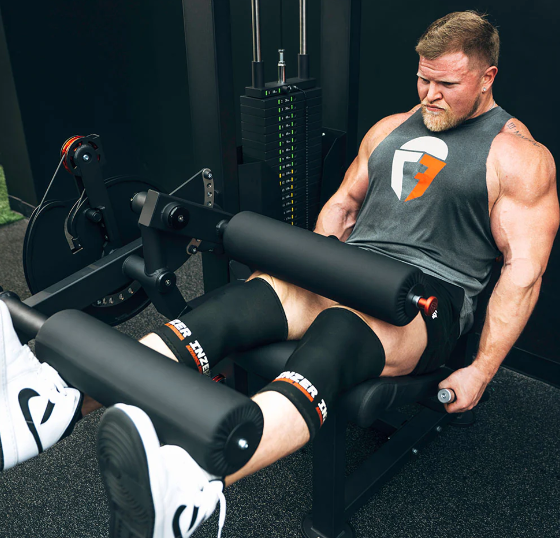 Titan Selectorized Leg Extension and Curl Machine