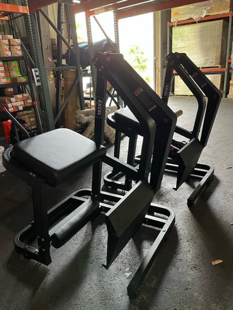 Muscle D Excel Kickback Machine (Plate Loaded)