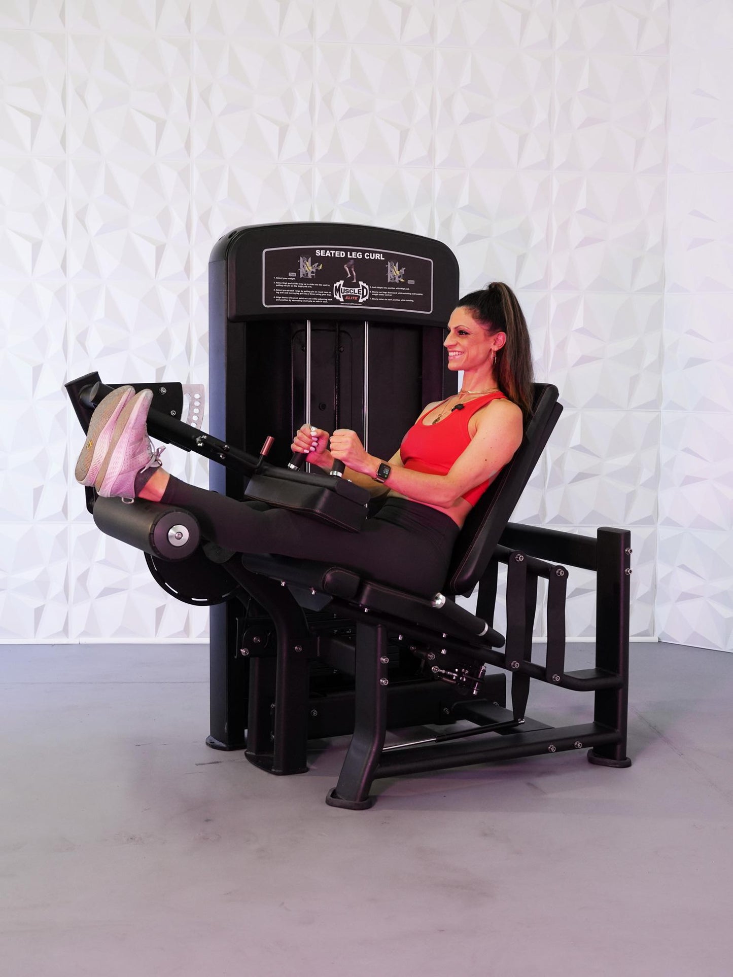 Muscle D Elite Selectorized Seated Leg Curl