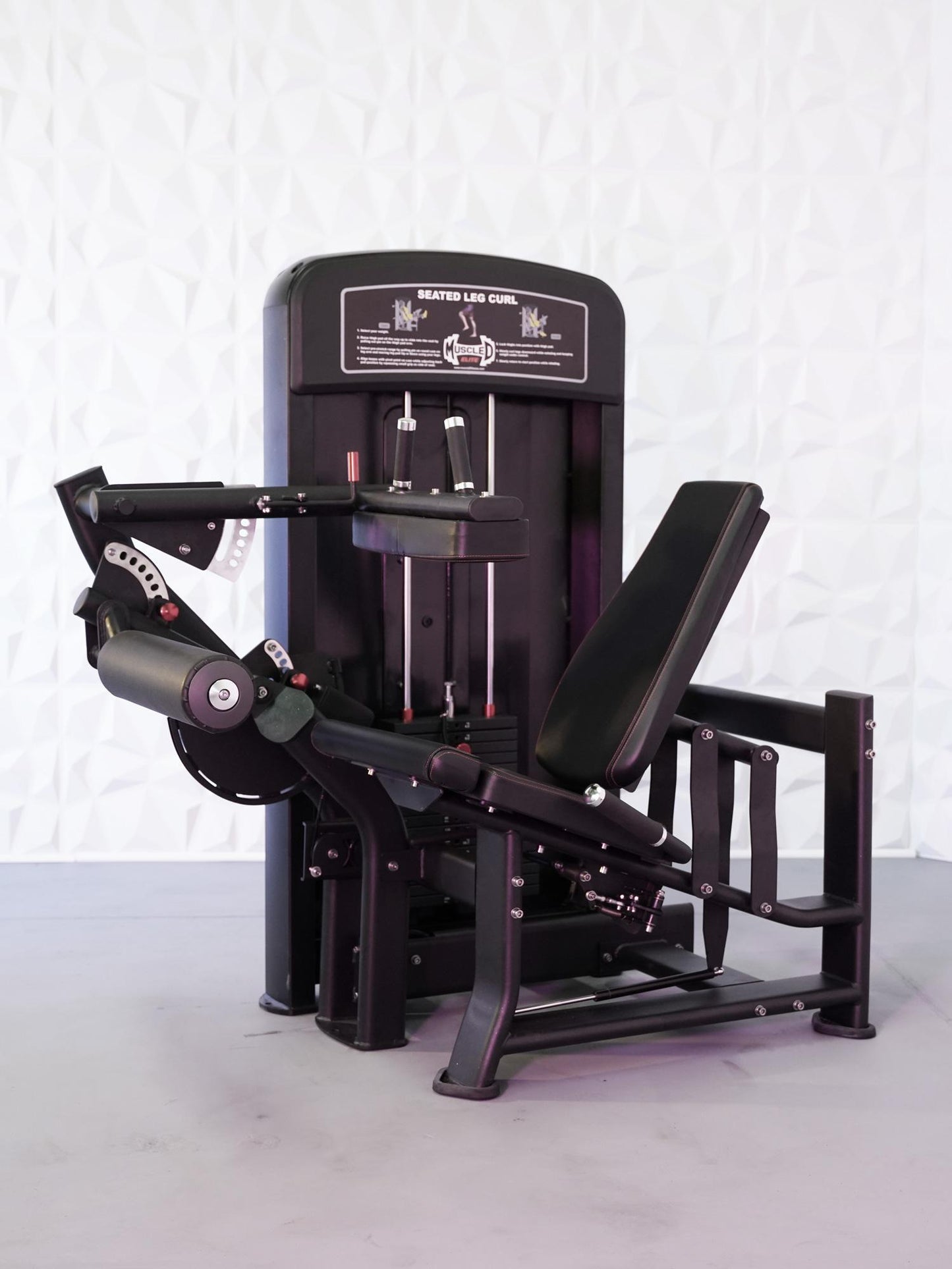 Muscle D Elite Selectorized Seated Leg Curl